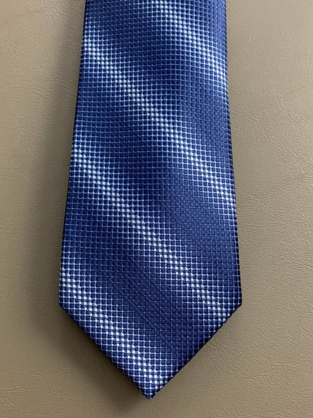 Perry Ellis Men's Classic 3'' 100% Polyester Neck Tie, Navy Blue Scarano Stripe